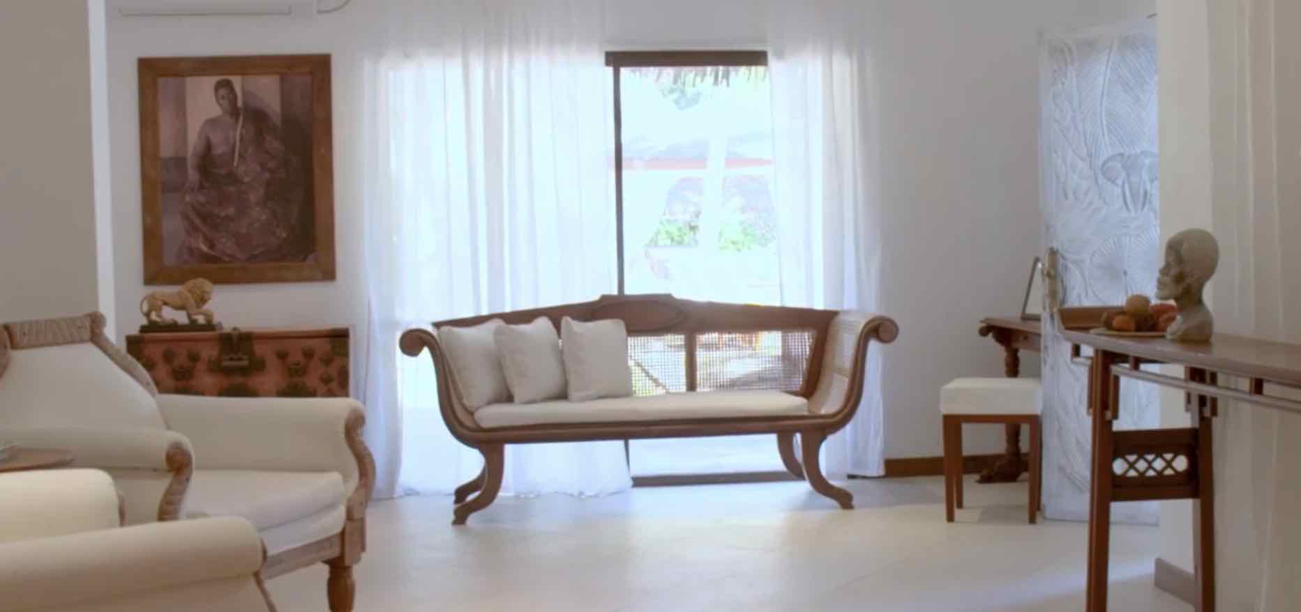 sala de estar de la casa de Naomi Campbell